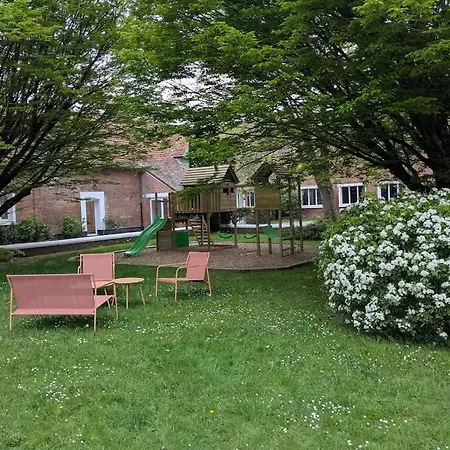 Domaine Des Charmettes Charme & Piscine *